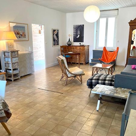 Maison De Famille Aux Sables D'Olonne เลส์ซาบล์-โดล็อนน์ ภายนอก รูปภาพ