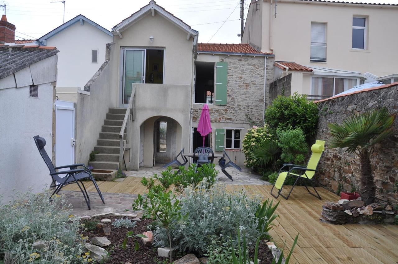 Maison De Famille Aux Sables D'Olonne เลส์ซาบล์-โดล็อนน์ ภายนอก รูปภาพ