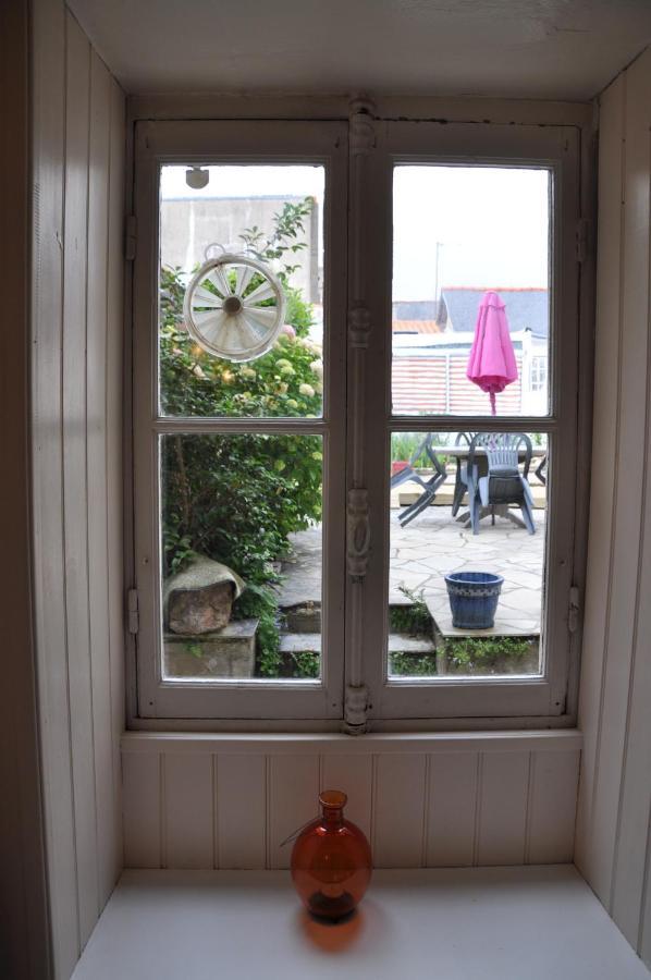 Maison De Famille Aux Sables D'Olonne เลส์ซาบล์-โดล็อนน์ ภายนอก รูปภาพ