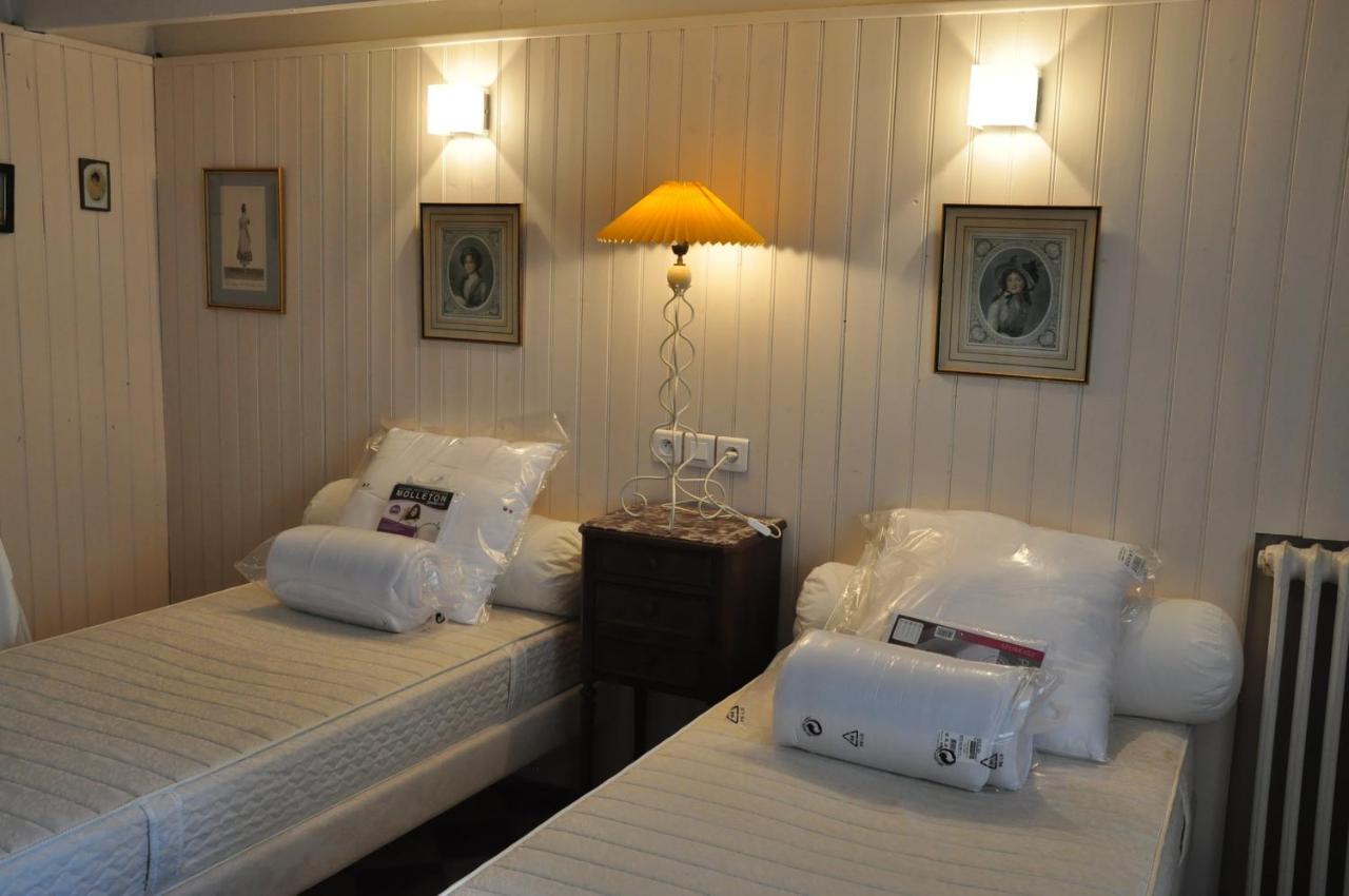 Maison De Famille Aux Sables D'Olonne เลส์ซาบล์-โดล็อนน์ ภายนอก รูปภาพ